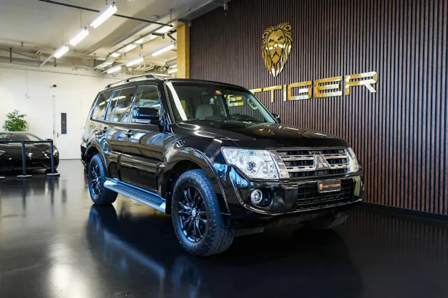 Mitsubishi Pajero 3.2 DI-D Intense Automatic