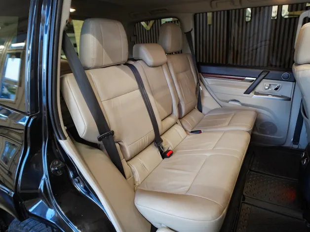 Mitsubishi Pajero 3.2 DI-D Intense Automatic