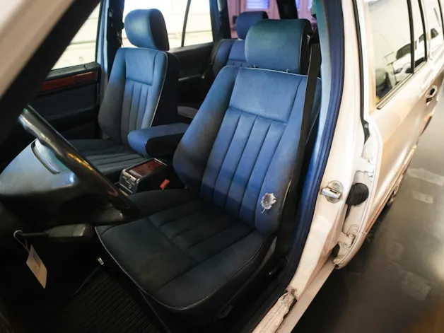 MERCEDES-BENZ E 280