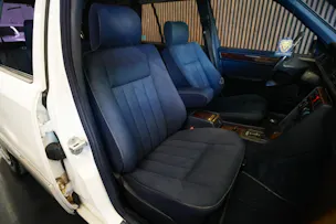 MERCEDES-BENZ E 280