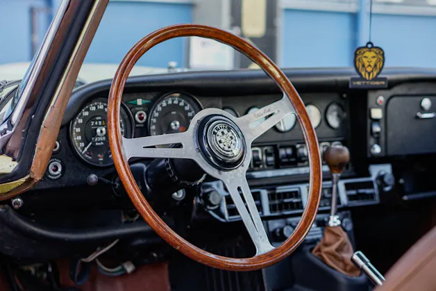 Jaguar E-Type V12 2+2 III