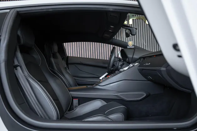 Lamborghini Aventador LP700-4 Coupé E-Gear