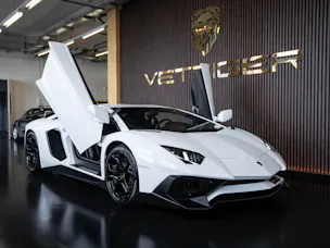 Lamborghini Aventador LP700-4 Coupé E-Gear