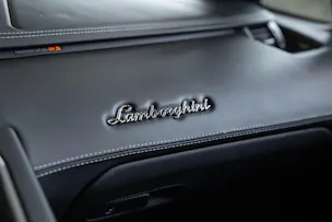 Lamborghini Aventador LP700-4 Coupé E-Gear
