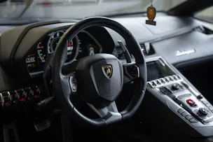 Lamborghini Aventador LP700-4 Coupé E-Gear