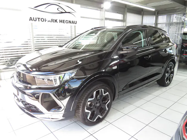 OPEL Grandland 1.2i TP Blitz Automatik