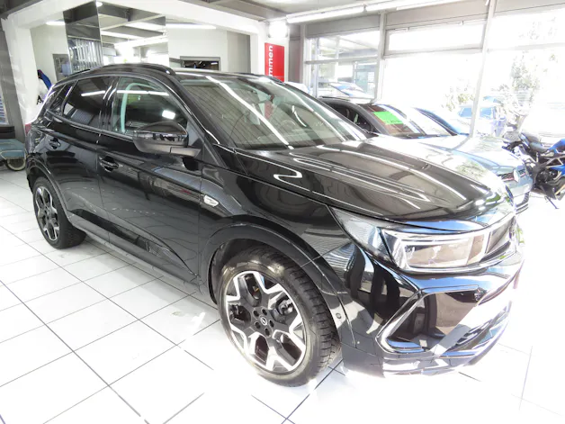 OPEL Grandland 1.2i TP Blitz Automatik