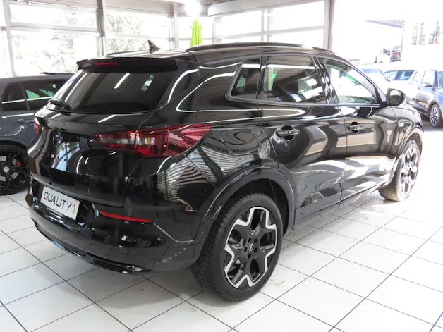 OPEL Grandland 1.2i TP Blitz Automatik