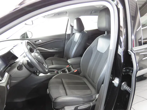 OPEL Grandland 1.2i TP Blitz Automatik