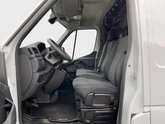 RENAULT Master T35 2.3 Blue dCi 150 L2H2