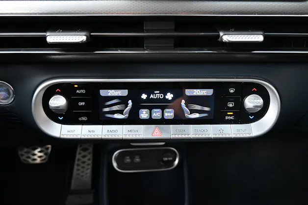 Genesis GV60 77.4 kWh Sport Plus AWD 4X4 490PS (CH Auto)