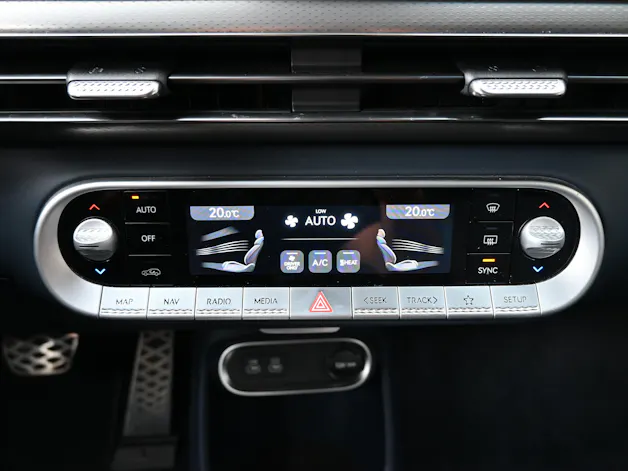 Genesis GV60 77.4 kWh Sport Plus AWD 4X4 490PS (CH Auto)