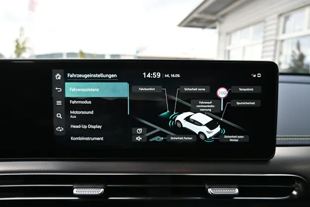 Genesis GV60 77.4 kWh Sport Plus AWD 4X4 490PS (CH Auto)