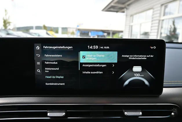 Genesis GV60 77.4 kWh Sport Plus AWD 4X4 490PS (CH Auto)