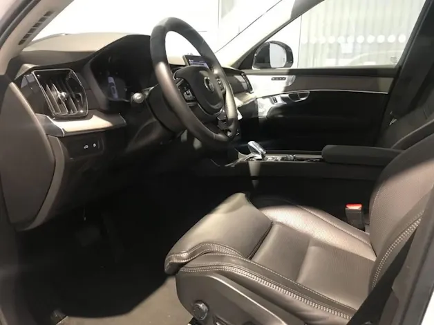 VOLVO XC90 T8 eAWD PluginHybrid Ultra Dark Geartronic