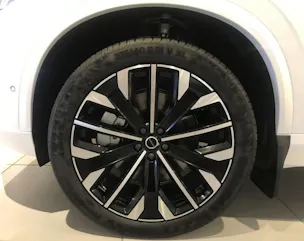 VOLVO XC90 T8 eAWD PluginHybrid Ultra Dark Geartronic