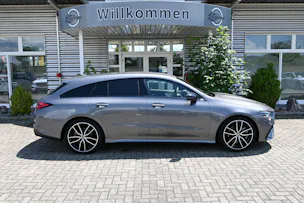 MERCEDES-BENZ CLA 200d AMG Line Shooting Brake 7G-DCT + AHK 1600kg