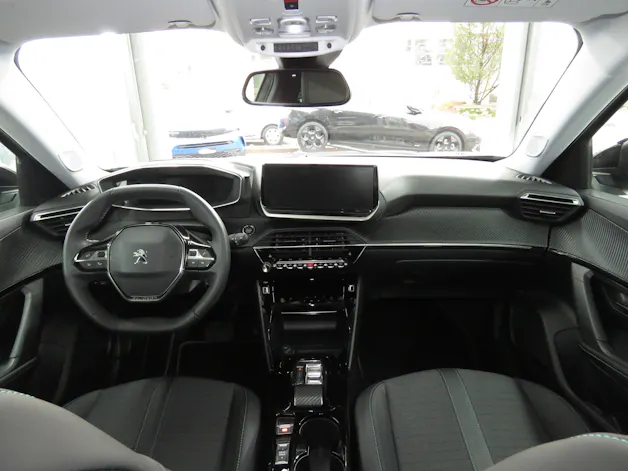 PEUGEOT 2008 e Allure Automat