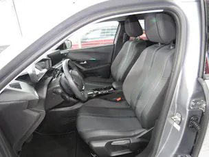 PEUGEOT 2008 e Allure Automat