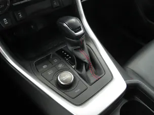 Suzuki Across 2.5 Plug-in-Hybrid Compact Top E-CVT (Automat)
