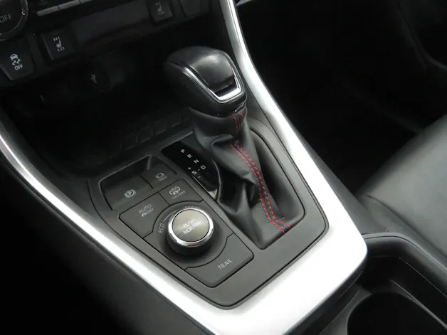 Suzuki Across 2.5 Plug-in-Hybrid Compact Top E-CVT (Automat)