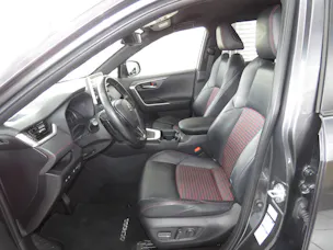 Suzuki Across 2.5 Plug-in-Hybrid Compact Top E-CVT (Automat)