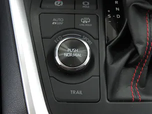 Suzuki Across 2.5 Plug-in-Hybrid Compact Top E-CVT (Automat)