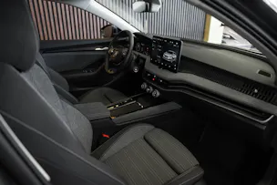 SKODA Superb Combi 2.0 TDi Selection 4x4 DSG