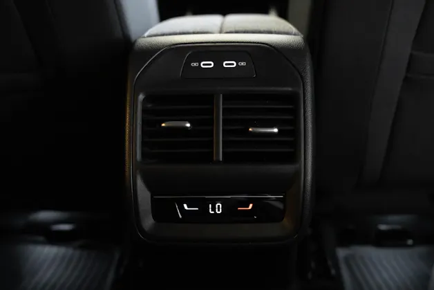 SKODA Superb Combi 2.0 TDi Selection 4x4 DSG