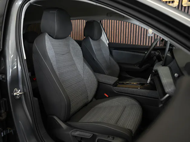 SKODA Superb Combi 2.0 TDi Selection 4x4 DSG