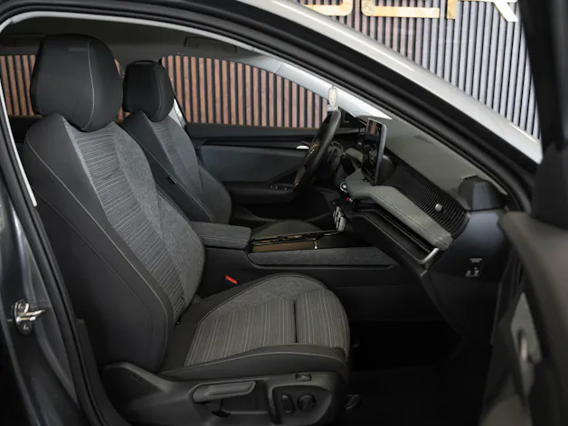 SKODA Superb Combi 2.0 TDi Selection 4x4 DSG