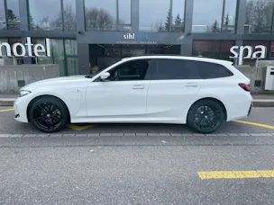 BMW 330e x DriveTouring Steptronic M Sport Pro