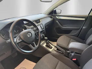SKODA Octavia Combi 2.0 TDI Ambition 4x4 DSG