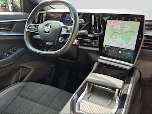 RENAULT Austral 1.2 E-Tech iconic