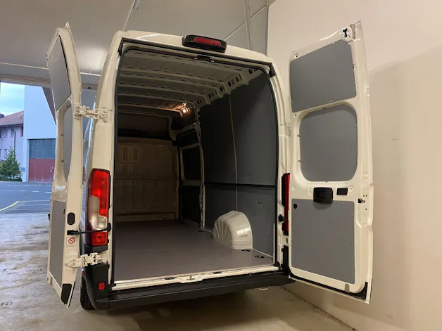 PEUGEOT Boxer 2.2 HDI 435 Premium L4H3