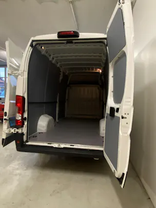PEUGEOT Boxer 2.2 HDI 435 Premium L4H3