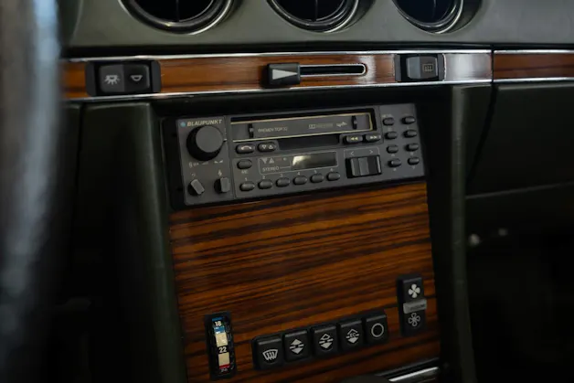 MERCEDES-BENZ SL 280