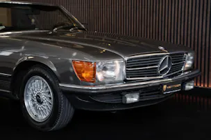 MERCEDES-BENZ SL 280