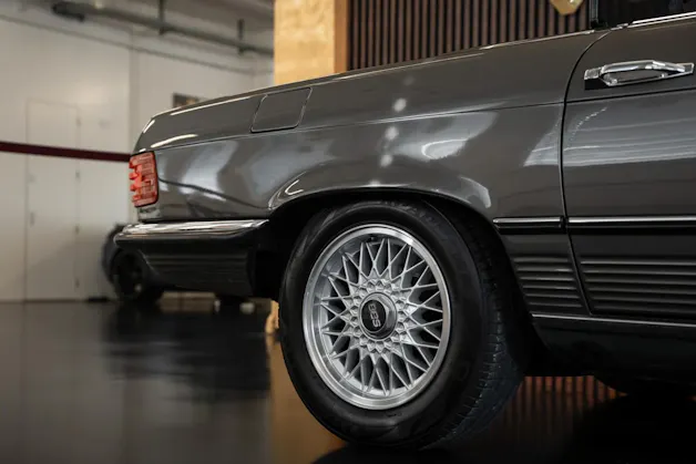 MERCEDES-BENZ SL 280