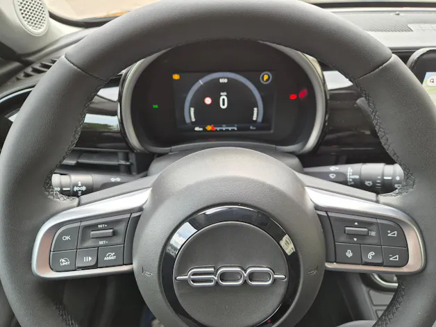 FIAT 600h Mild Hybrid Icon Swiss Edition