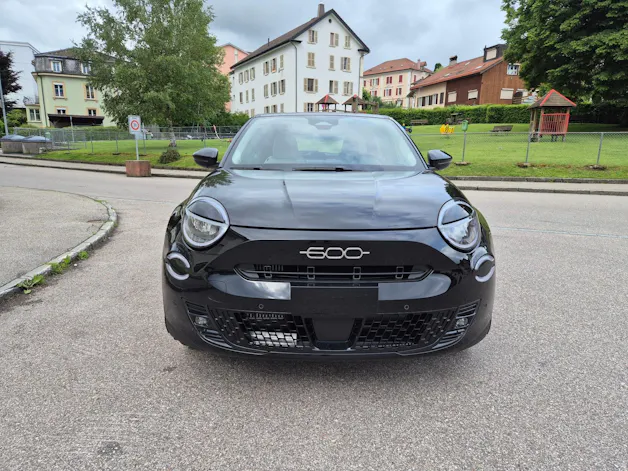 FIAT 600h Mild Hybrid Icon Swiss Edition