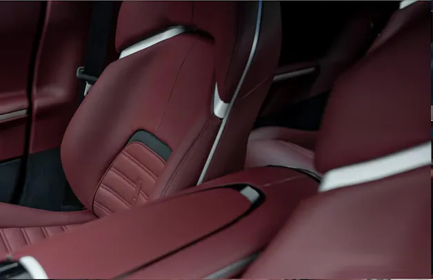 FERRARI Purosangue 6.5 V12