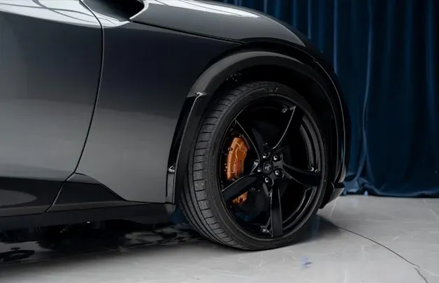 FERRARI Purosangue 6.5 V12