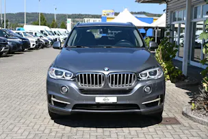 BMW X5 xDrive 40d Steptronic + Frisch ab MFK 10.2026
