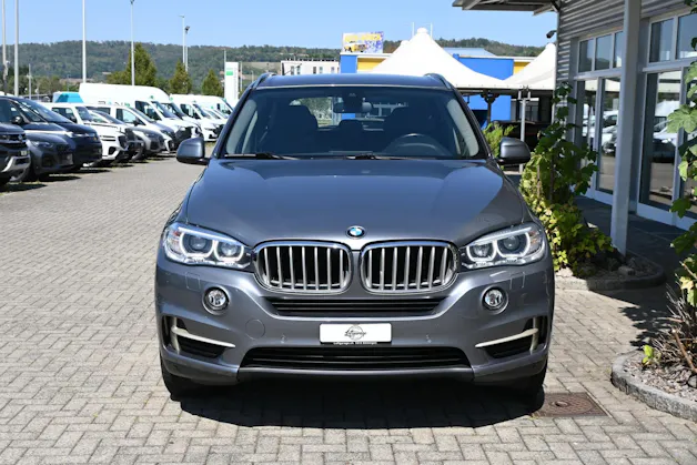 BMW X5 xDrive 40d Steptronic + Frisch ab MFK 10.2026