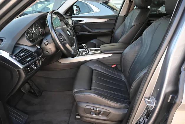 BMW X5 xDrive 40d Steptronic + Frisch ab MFK 10.2026