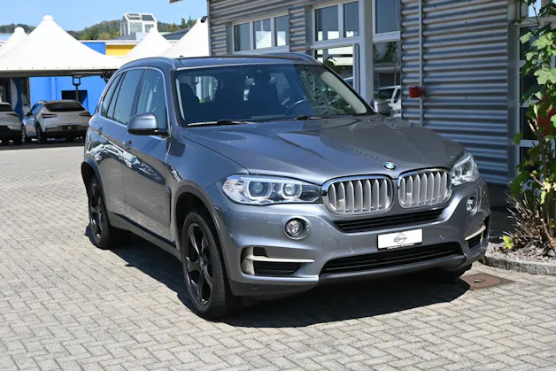 BMW X5 xDrive 40d Steptronic + Frisch ab MFK 10.2026