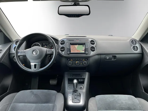 VW Tiguan 2.0 TDI BlueMotion Sport&Style 4Motion DSG – CH-Fahrzeug | SITZHEIZUNG | BI-XENON | KURVENLICHT |