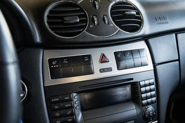 MERCEDES-BENZ CLK 200 Kompressor Avantgarde