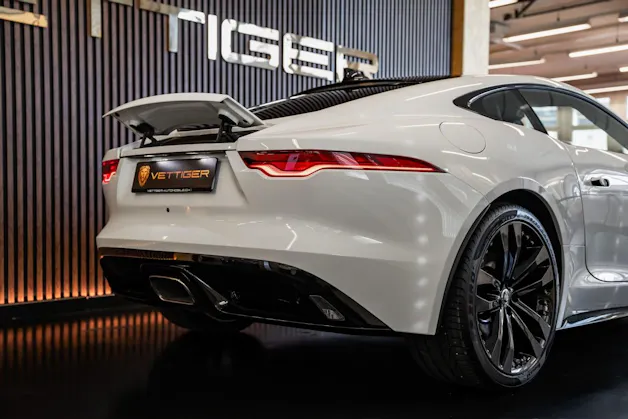 Jaguar F-Type Coupé 2.0 I4 R-Dynamic Automatik